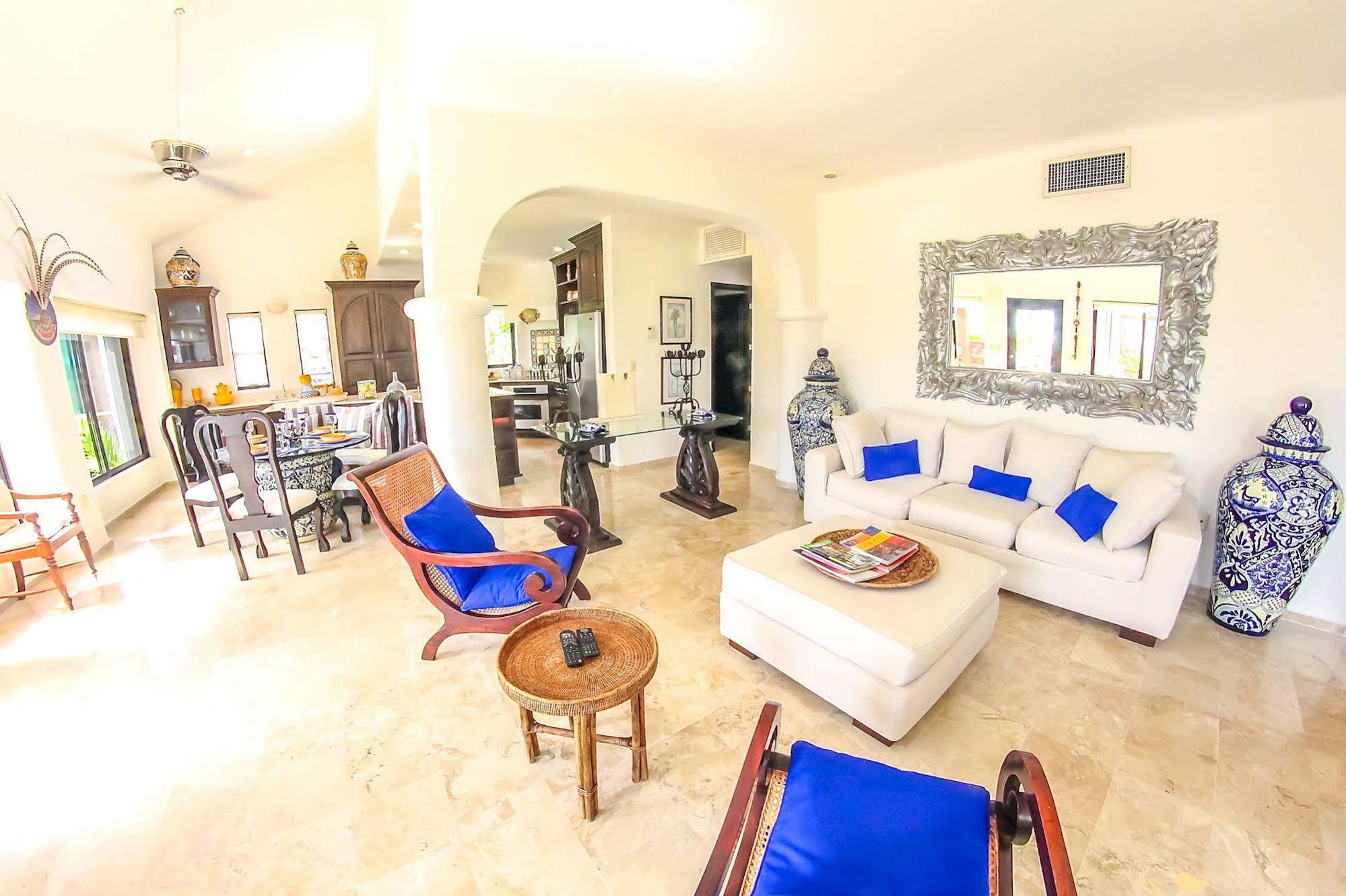 Royal Palms By Bvr Apartment Playa del Carmen Exterior foto