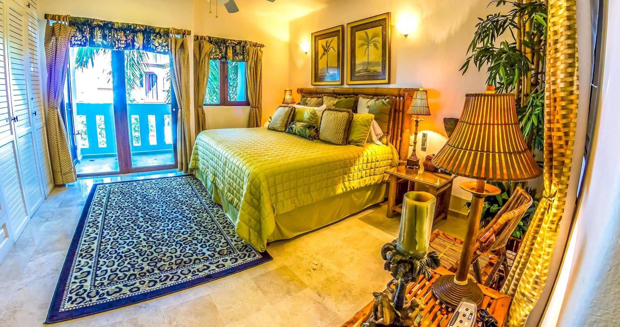 Royal Palms By Bvr Apartment Playa del Carmen Exterior foto